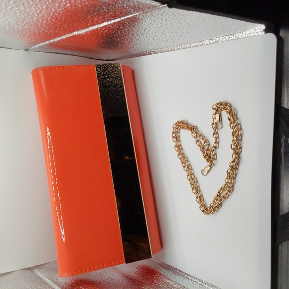 Aldo Handbags - Aldo Coral and Gold patent leather purse